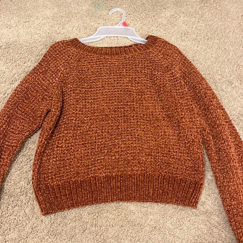 altars state sweater